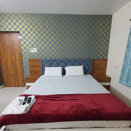 Kavuri Grand Bapatla ภายนอก รูปภาพ