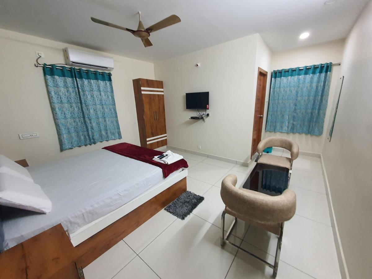 Kavuri Grand Bapatla ภายนอก รูปภาพ